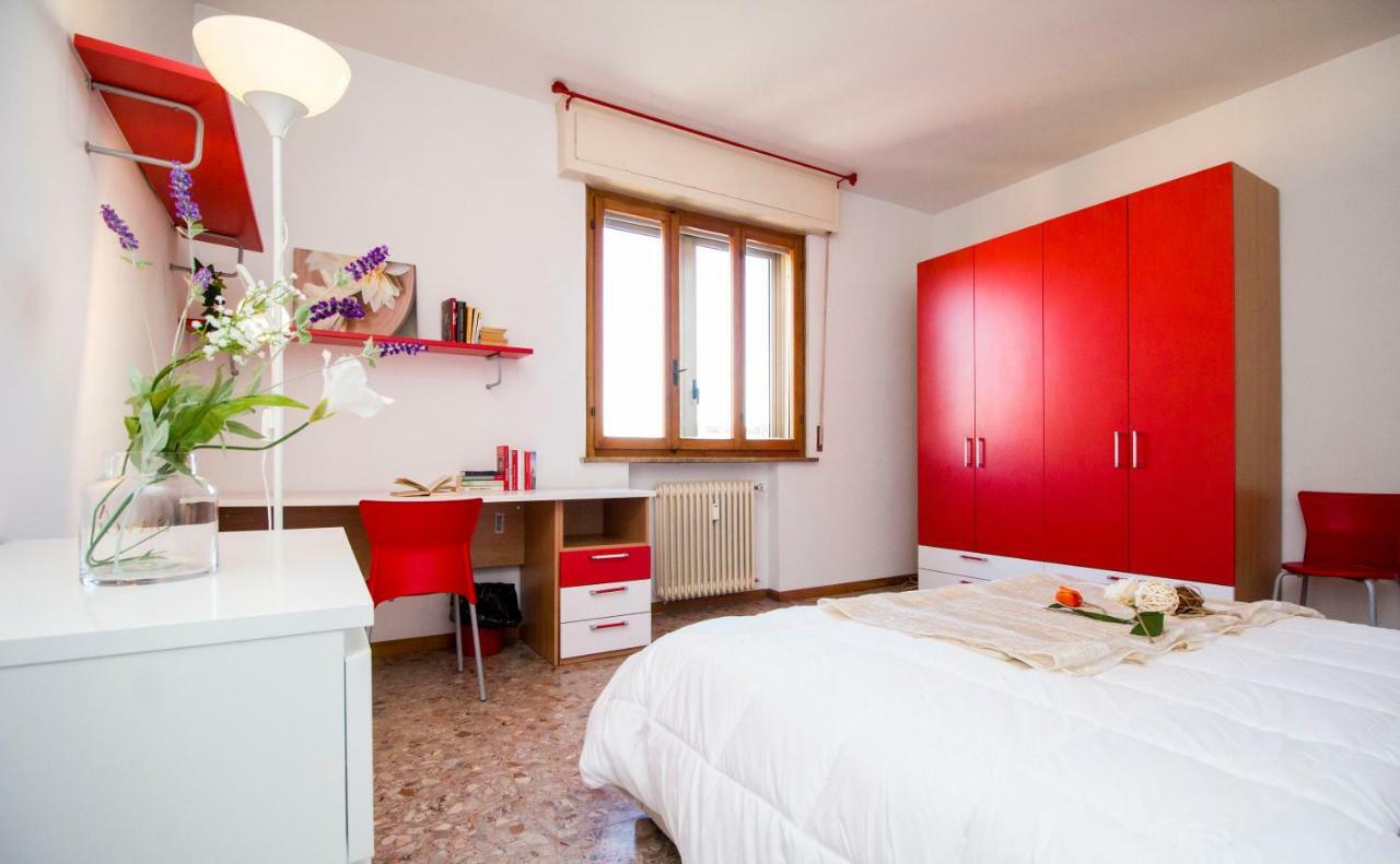 Innpisarentals - Pisa Riverside Apartment Exterior foto
